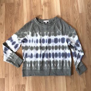 Beach lunch lounge Women’s Sweatshirt